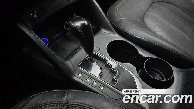 2009 Hyundai Tucson Diesel 2WD LX20, photograph 10