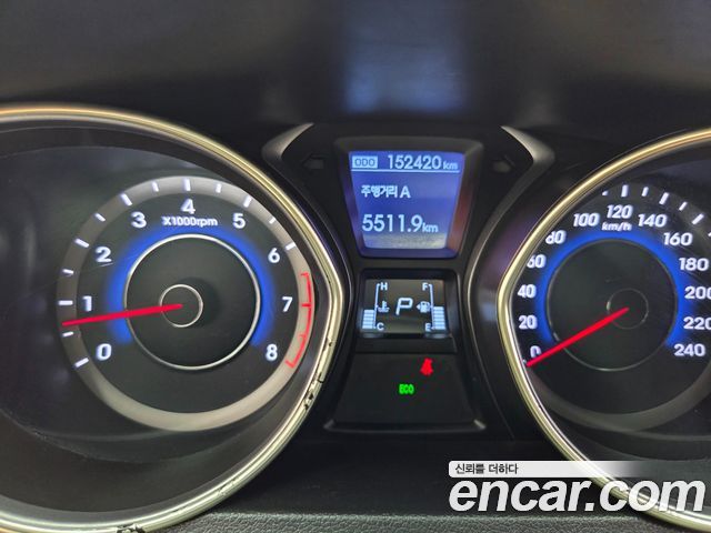 Hyundai AVANTE LPI M16 Premier — photo 1 of 17