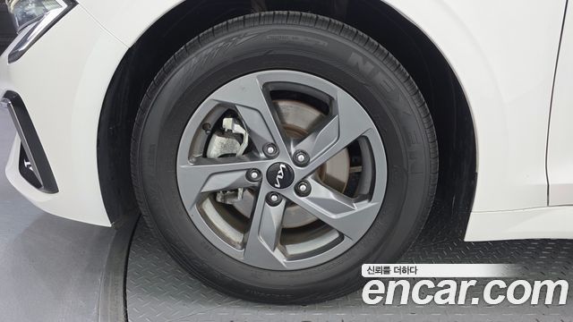 Kia K5 2.0 LPi(Rent) — photo 1 of 30
