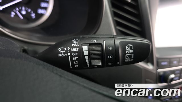 2016 Hyundai Santafe Diesel 2.0 4WD, photograph 3