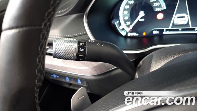 Genesis G80 Gasoline 2.5 Turbo AWD — photo 1 of 32