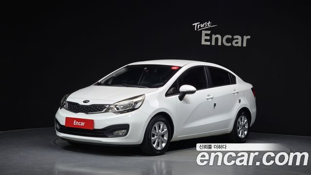 Kia pride 1.4 MPI Sedan — photo 1 of 30