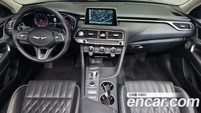 Genesis G70 2.0T — photo 1 of 32