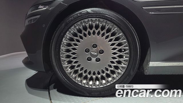 Genesis G80 Gasoline 2.5 Turbo 2WD — photo 1 of 20