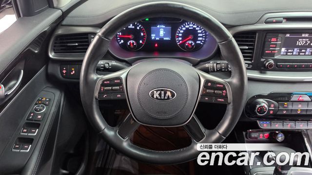 Kia Sorento Diesel 2.2 2WD — photo 1 of 34