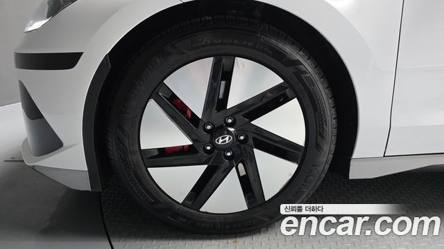 Hyundai Ioniq6 Long Range — photo 1 of 32