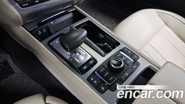 Genesis G80 3.8 GDI AWD — photo 1 of 38