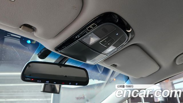 2016 Hyundai Grandeur HG240 Modern Collection, photograph 8