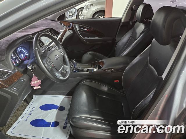 Hyundai Aslan G300 Modern Basic — photo 1 of 19
