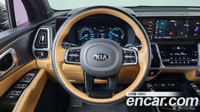 Kia Sorento HEV 1.6 2WD — photo 1 of 37