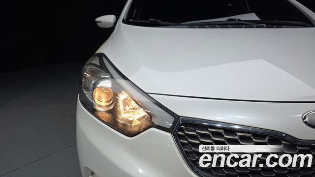 2013 Kia K3 Trendy, photograph 11