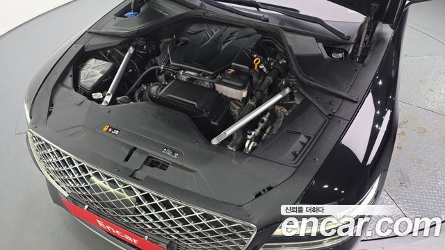Genesis G80 Gasoline 2.5 Turbo AWD — photo 1 of 20
