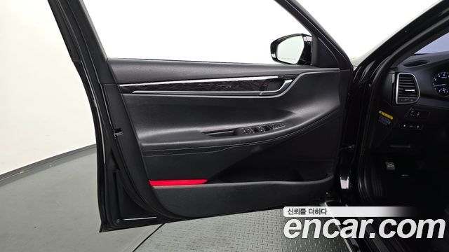Hyundai Grandeur 3.0 LPi Modern (Rental Car) — photo 1 of 31
