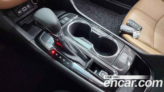 ChevroletGMDaewoo Equinox 2WD Premier — photo 1 of 20