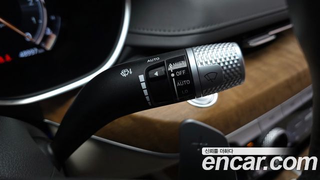 Genesis G80 Gasoline 2.5 Turbo AWD — photo 1 of 38