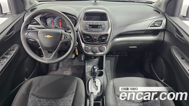 2021 ChevroletGMDaewoo Spark LT, photograph 1