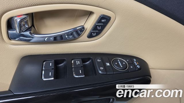 2016 Kia Canival 9-seater Noblesse, photograph 8