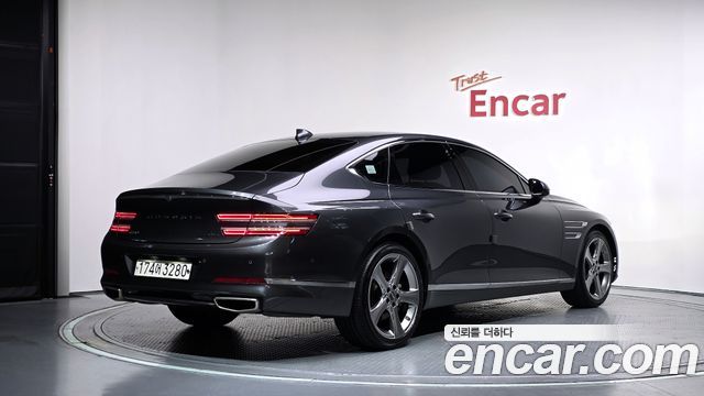 Genesis G80 Gasoline 2.5 Turbo AWD — photo 1 of 37