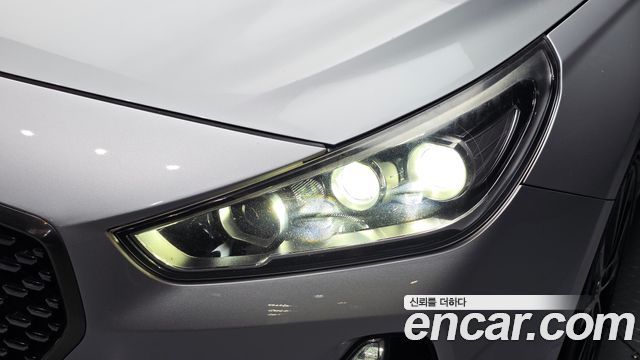 Hyundai i30 1.4 Turbo — photo 1 of 31
