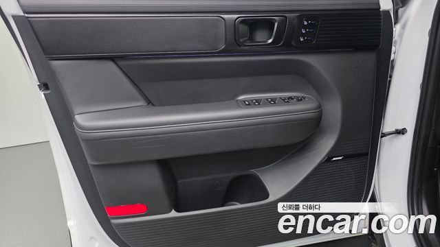2024 Hyundai Santafe Gasoline 2.5T 4WD, photograph 5