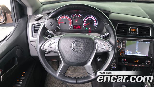 2016 KG_Mobility_Ssangyong KORANDO Extreme 4WD, photograph 2
