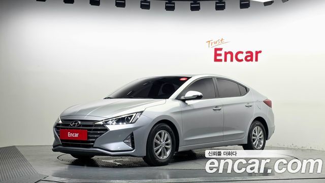 Hyundai AVANTE 1.6 LPi — photo 1 of 30