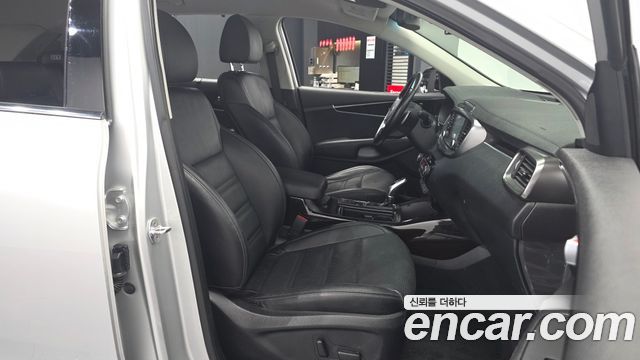 Kia Sorento Diesel 2.2 4WD — photo 1 of 35