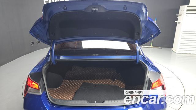 Hyundai AVANTE 1.6