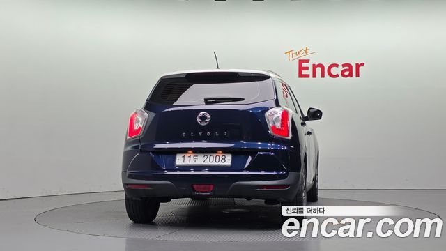 2015 KG_Mobility_Ssangyong TIBOLI LX 2WD, photograph 2
