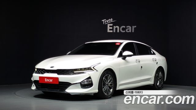 Kia K5 2.0 — photo 1 of 30