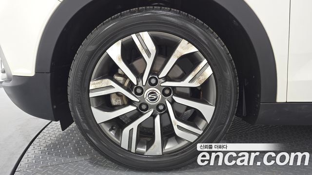KG_Mobility_Ssangyong TIBOLI Diesel IX 4WD — photo 1 of 35