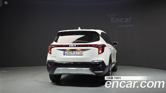 Kia Seltos Gasoline 1.6 Turbo 2WD — photo 1 of 30