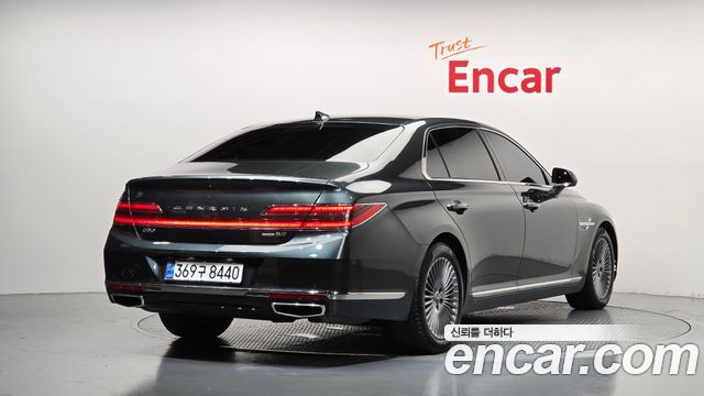 2019 Genesis G90 3.8 AWD, photograph 2