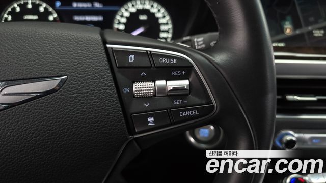 2019 Genesis G90 3.8 AWD, photograph 8