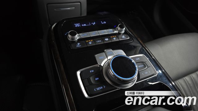 2019 Genesis G90 3.8 AWD, photograph 1