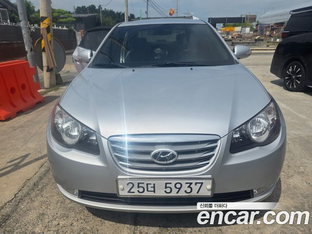 Hyundai AVANTE 1.6 VVT S16 — photo 1 of 20