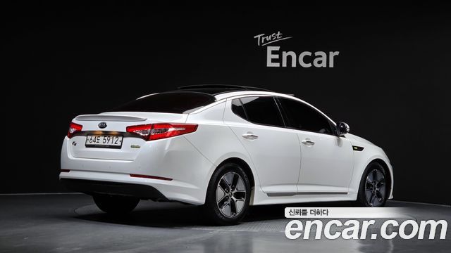 2012 Kia K5 Prestige, photograph 10