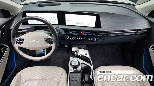 Kia EV6 Long Range — photo 1 of 20