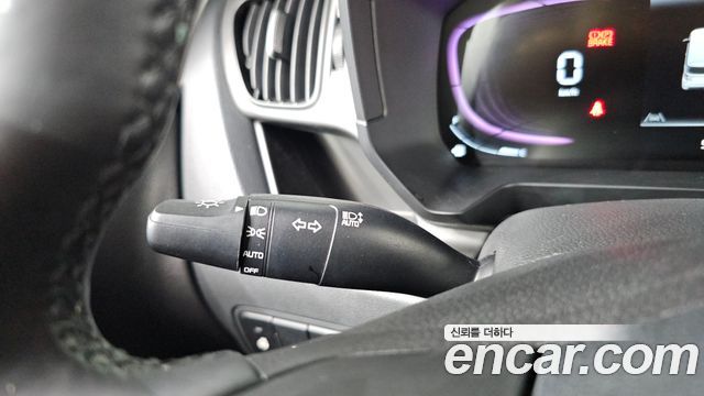 Kia RAY Signature — photo 1 of 32
