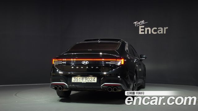 Hyundai Sonata 1.6 Turbo — photo 1 of 20