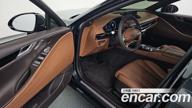 Genesis G80 Gasoline 2.5 Turbo AWD — photo 1 of 31