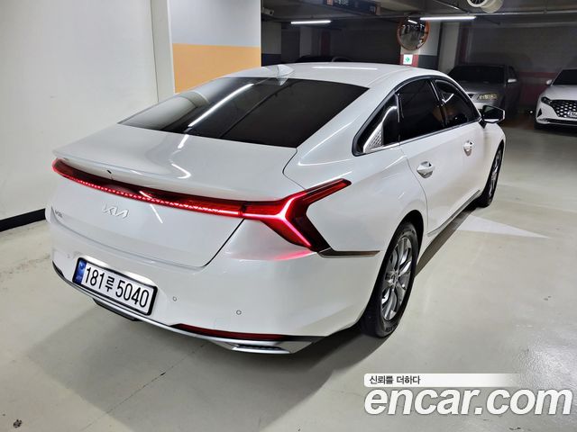 Kia K8 2.5 Gasoline 2WD — photo 1 of 18
