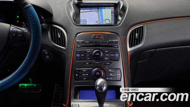 Hyundai Genesis 200 Turbo R — photo 1 of 20