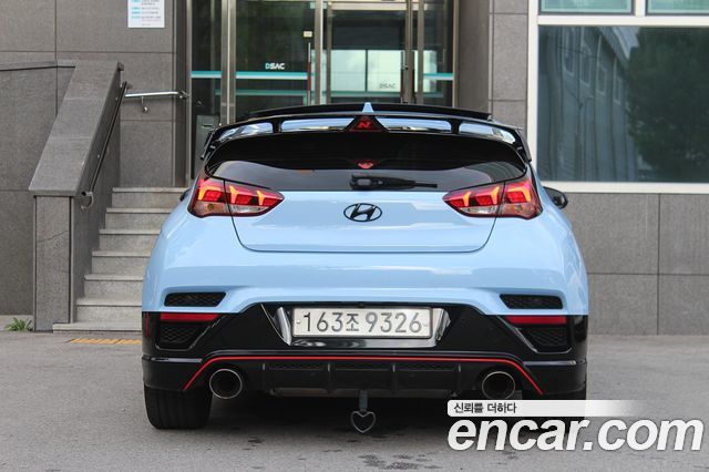 Hyundai Veloster 2.0 N — photo 1 of 20