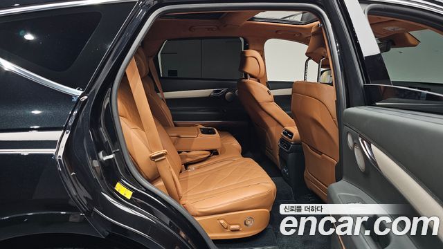 Genesis GV80 2.5T Gasoline AWD — photo 1 of 40