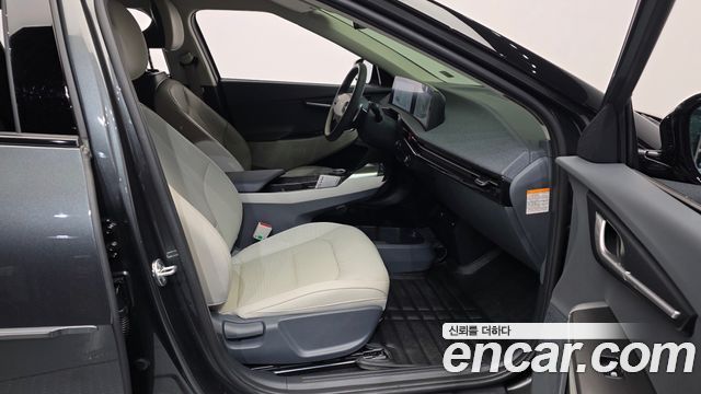 Kia EV6 Long Range 4WD — photo 1 of 20