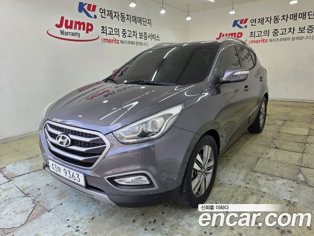 Hyundai Tucson Diesel(e-VGT) 2WD — photo 1 of 20