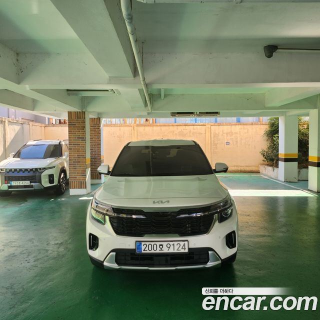 Kia Seltos Gasoline 1.6 Turbo 2WD — photo 1 of 13