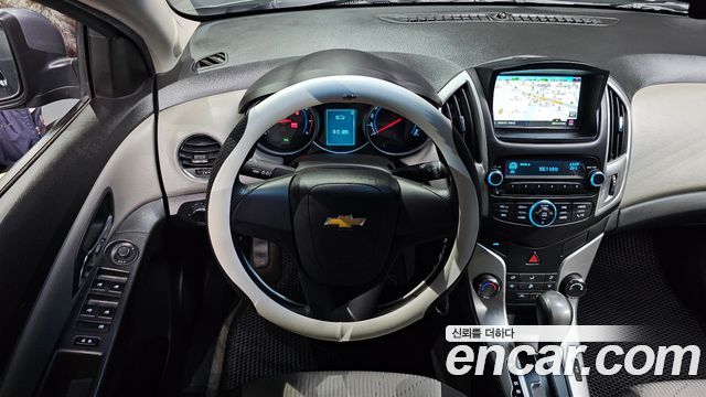 ChevroletGMDaewoo Cruze 1.8 LS — photo 1 of 20
