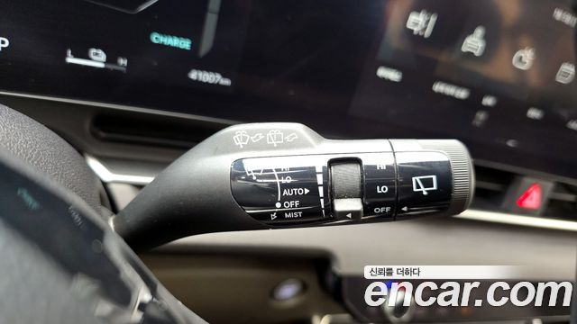 Kia Canival HEV 9seater Nobless — photo 1 of 20